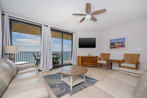 Living area - Phoenix X 1017 3 Bedroom Condo (Orange Beach)