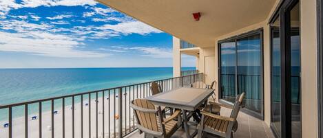 Condo, 3 Bedrooms | Outdoor dining