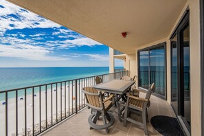 Outdoor dining - Phoenix X 1017 3 Bedroom Condo (Orange Beach)