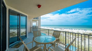 Condo, 3 Bedrooms | Outdoor dining