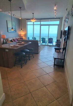 Appartement, 3 chambres | Intérieur