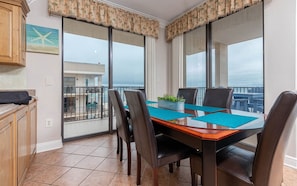 Condo, 3 Bedrooms | Dining
