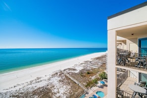 Condo, 3 Bedrooms | Property grounds