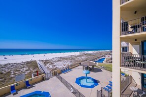 Condo, 3 Bedrooms | Property grounds
