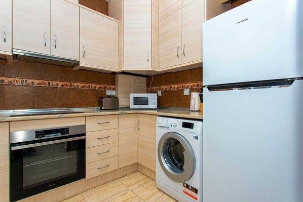 Fridge, microwave, oven, stovetop - CH Casa Clementina Rojales (Rojales)