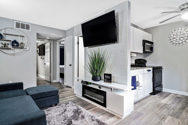 TV connectée, cheminée