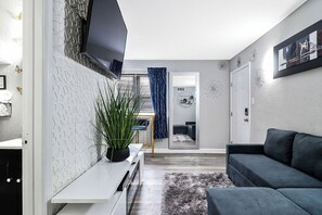 TV connectée, cheminée
