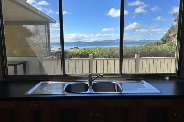 Deluxe Cabin, 3 Bedrooms, Sea View, Beachfront | Private kitchen | Full-size fridge, microwave, electric kettle, cookware/dishes/utensils