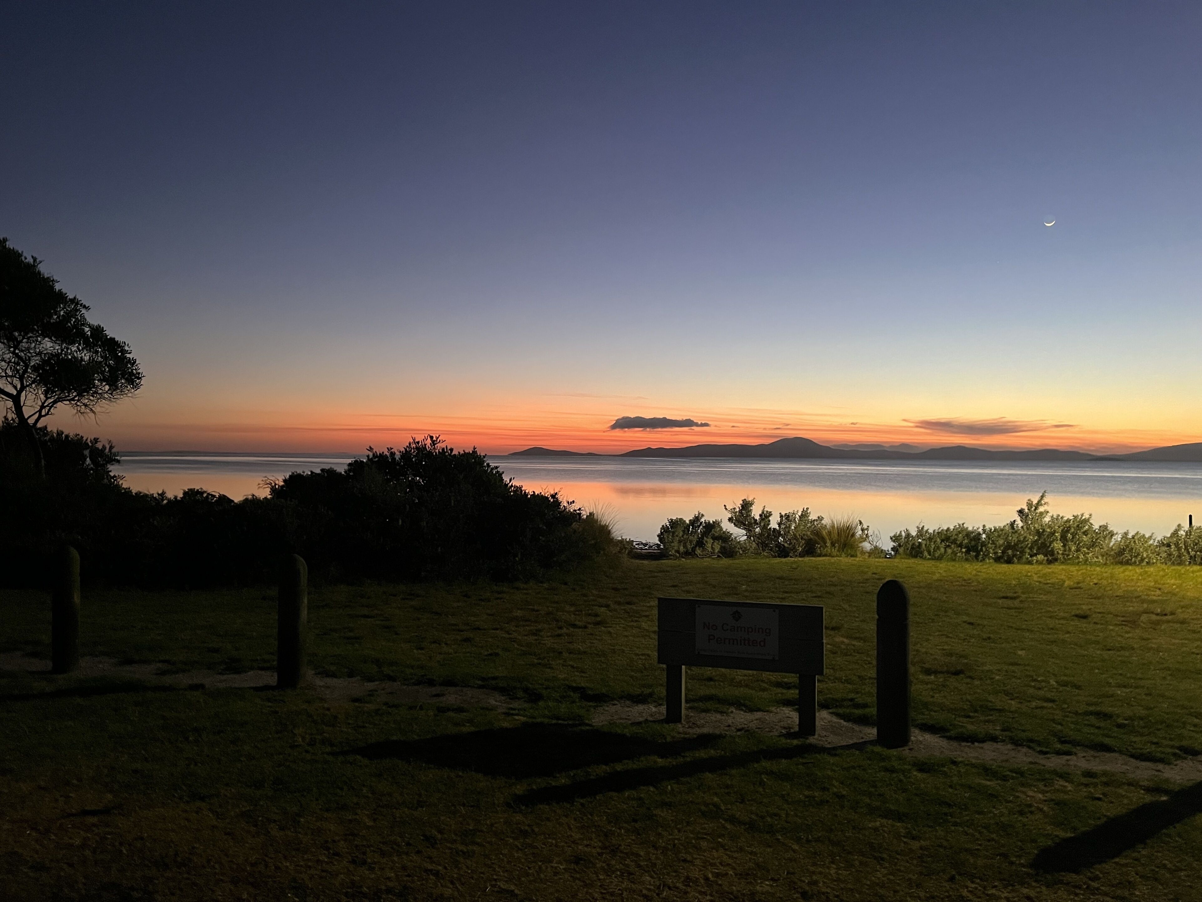 Kabin Deluks, 3 kamar tidur, pemandangan laut, menghadap pantai | Pemandangan dari kamar