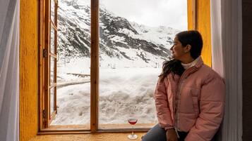 Superior Cottage With Mountain View | Vista desde la habitación