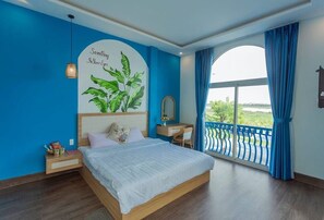 Basic Double Room | In-room safe, blackout curtains, free WiFi