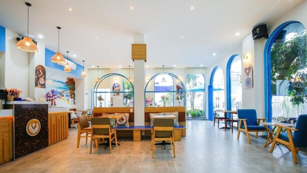 Reception - Van Mai Hotel (Quy Nhon)