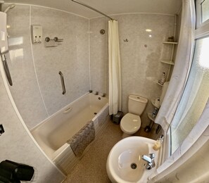 Bathroom - Allandale House (Isle of Arran)