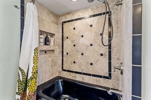Combined shower/bathtub, hair dryer, towels - Valley View #240  | 1BR/1BA |  Spend Spring in Flagstaff! (Flagstaff)