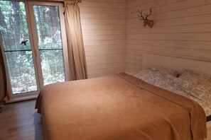 3 soverom, strykejern/-brett, reiseseng for barn og wi-fi (inkludert)