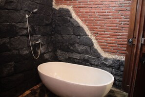Kamar Keluarga | Kamar mandi | Sandal
