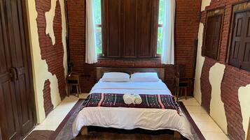 Superior Room | 1 bedroom, blackout curtains, soundproofing, iron/ironing board