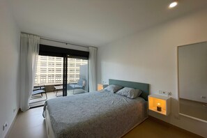 2 makuuhuonetta, silitysrauta/-lauta, ilmainen Wi-Fi