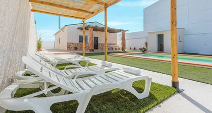 Casa de vacaciones "Casa Rural Maria" con piscina privada, terrazas privadas y Wi-Fi