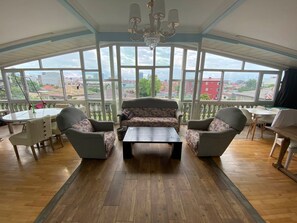 Terrace/patio - Hotel Home 21 Batumi (Khelvachauri)