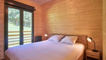 3 habitaciones, tabla de planchar con plancha y wifi gratis