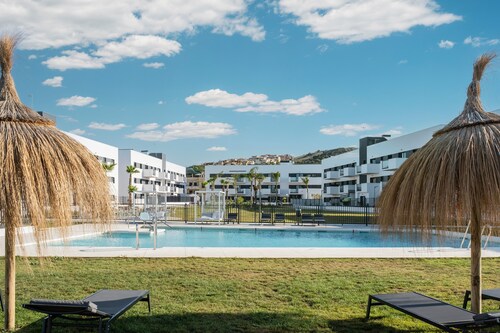 Apartment 'Residencial Celere Playa Niza' with Sea View, Shared Pool & 4 Shared Terraces