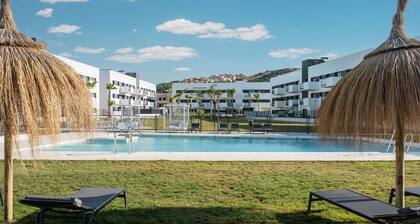 Apartment 'Residencial Celere Playa Niza' with Sea View, Shared Pool & 4 Shared Terraces