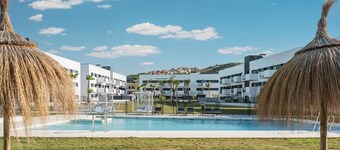 Apartment 'Residencial Celere Playa Niza' with Sea View, Shared Pool & 4 Shared Terraces
