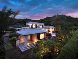 Sandanbeki (Room Only) Non smoking | Individually decorated, individually furnished, desk, soundproofing