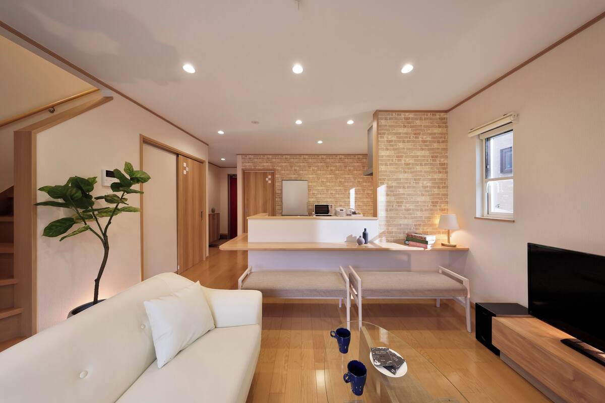 別墅, 非吸煙房 (Gekko Building 4, Room Only) | 起居區 | 平面電視