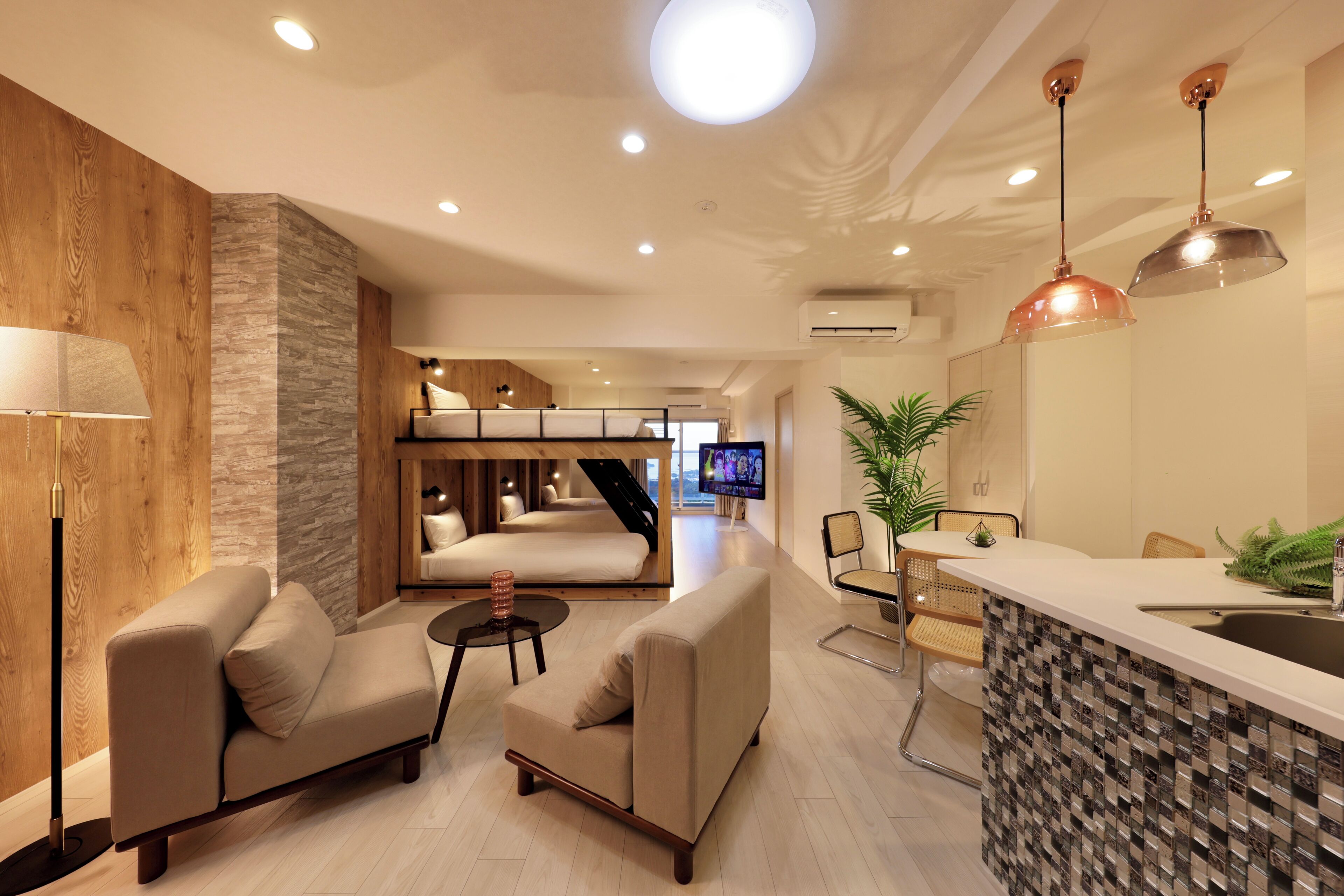 别墅, 无烟房 (L Building, Room Only) | 起居区 | 平板电视