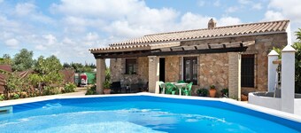 Casa vacanze 'Casa Nazaret' con piscina privata, terrazza privata e Wi-Fi