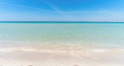 Holiday Home 'Villa Lido Hookipa' with Private Terrace and Air Conditioning