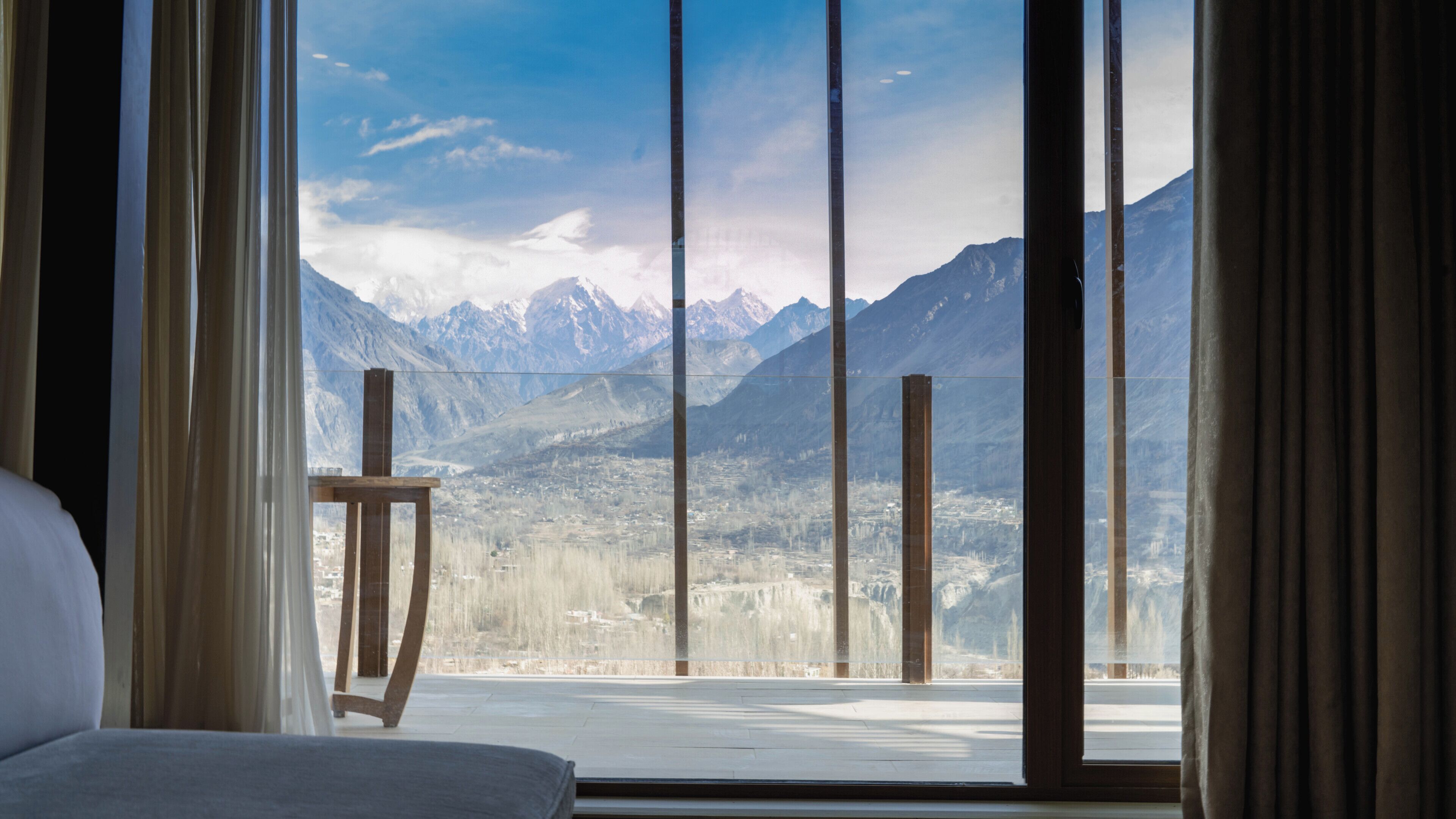 Ambiance Executive Suite | วิวภูเขา