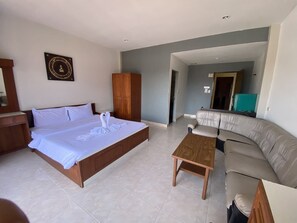 Deluxe Room | Free WiFi - L and K 2023 Residence (Patong)