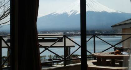 Large cottage B type for 10 people View of Mt F / Minamitsuru-gun Yamanashi