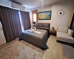 1 bedroom, iron/ironing board, free WiFi, bed sheets