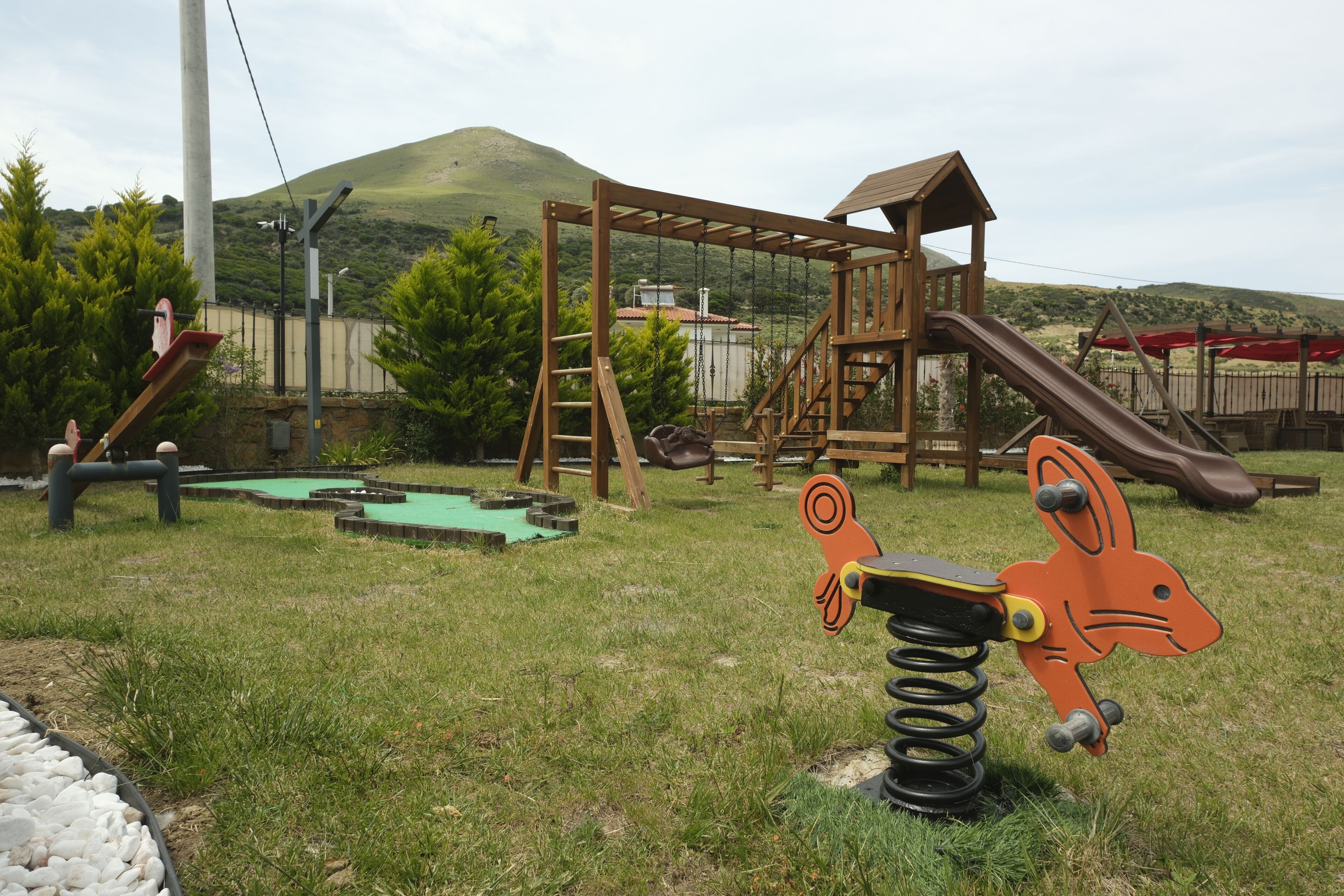 Área de juegos infantiles al aire libre