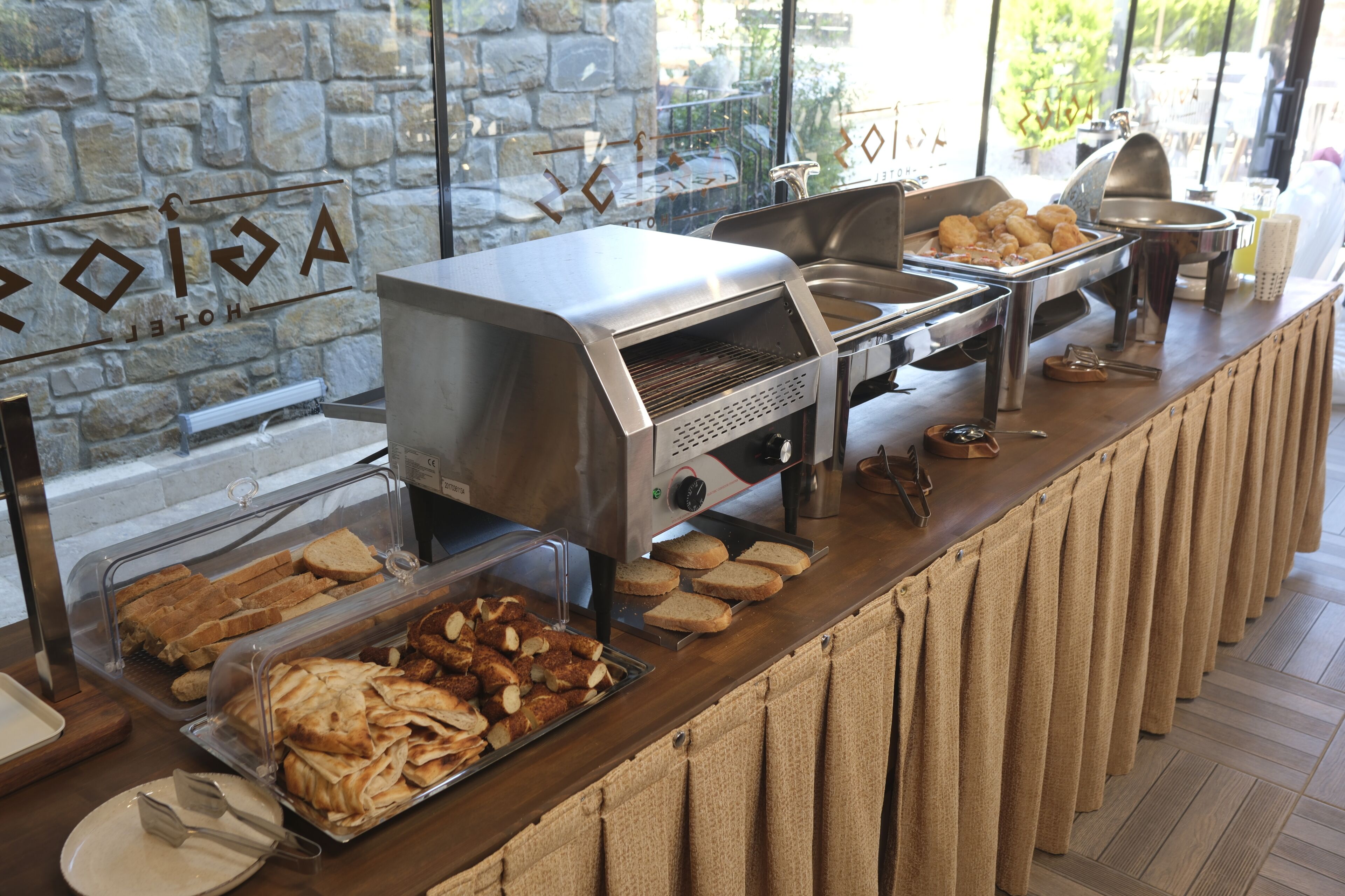 Desayuno buffet incluido todos los días 