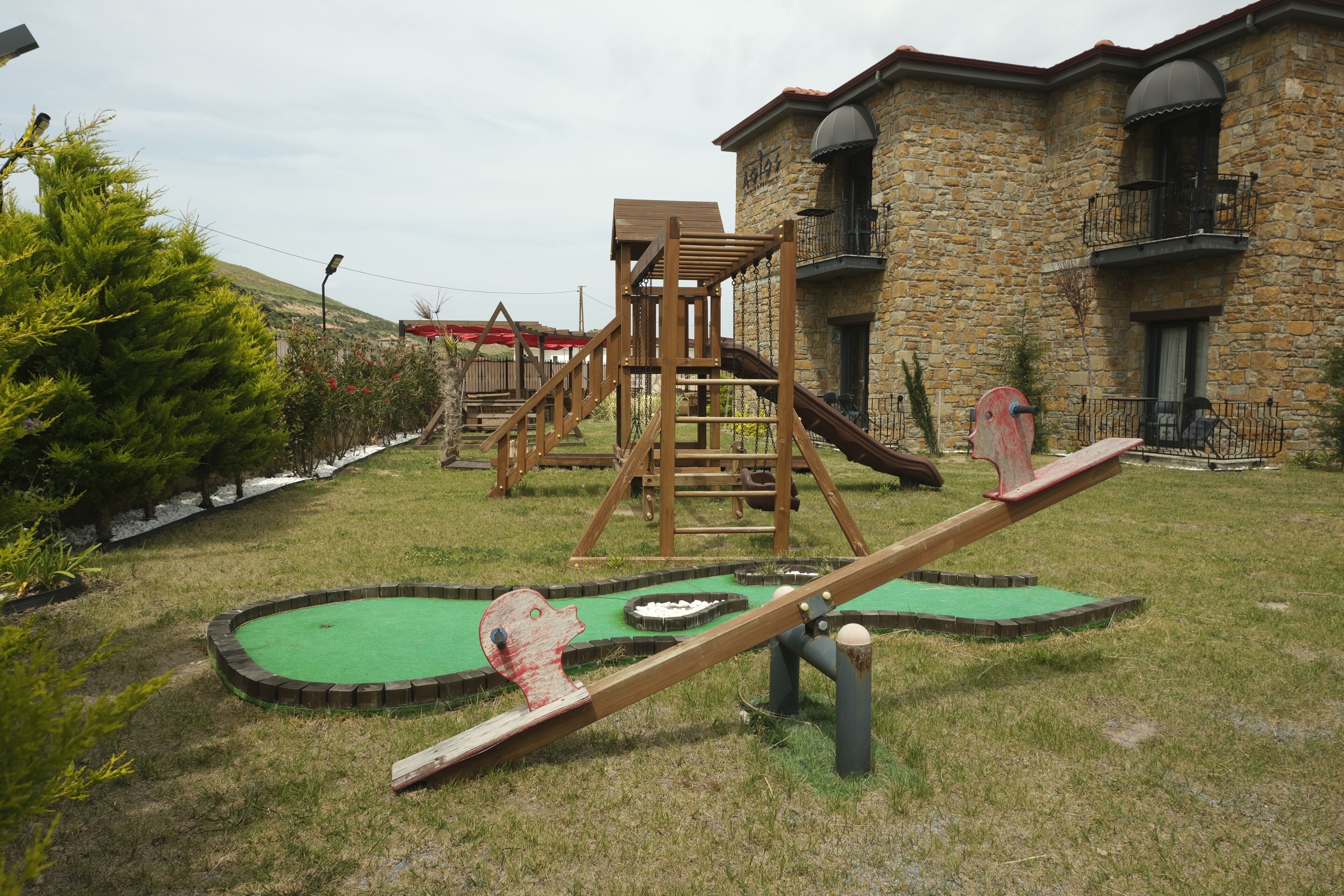 Área de juegos infantiles al aire libre