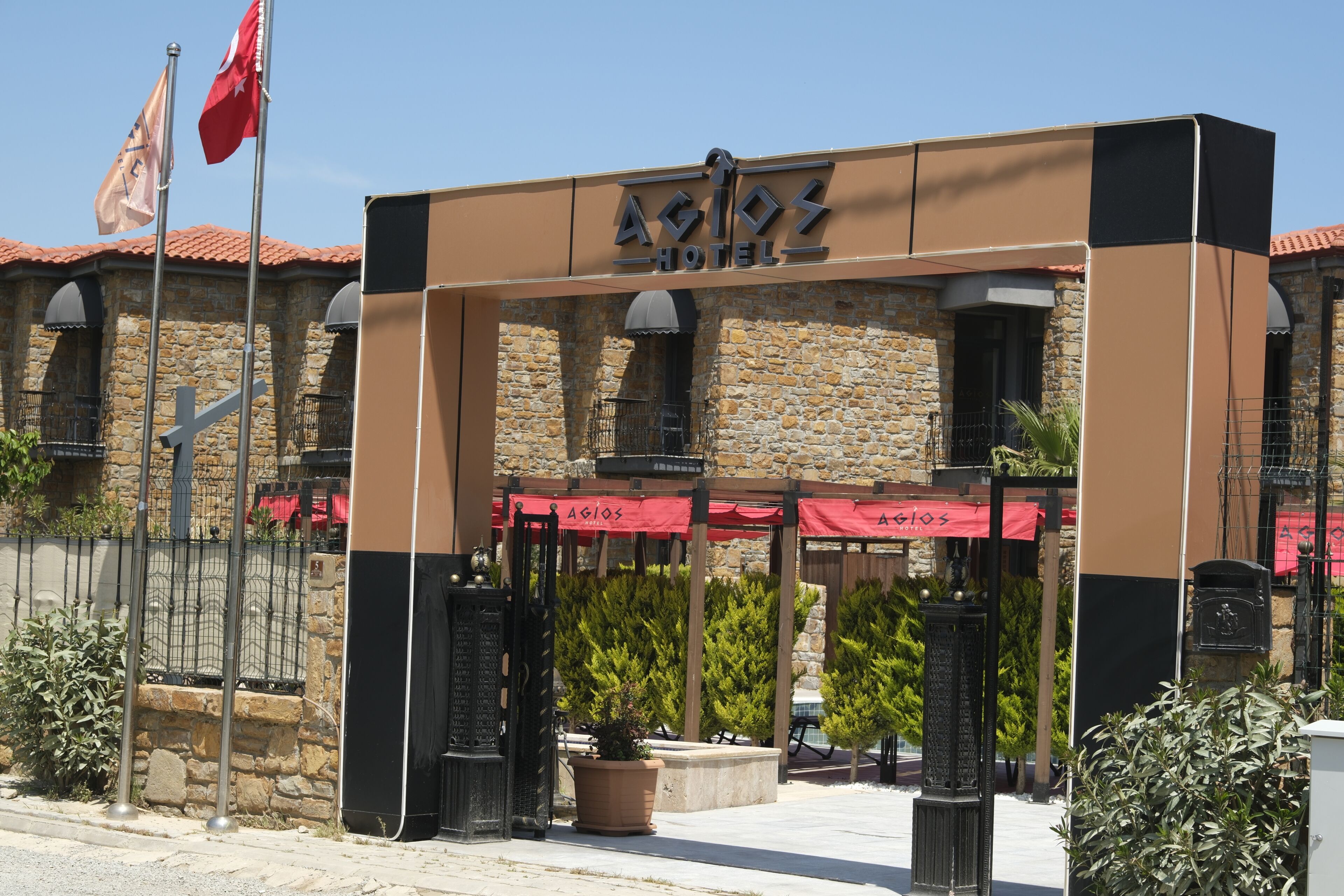 Fachada de la propiedad
