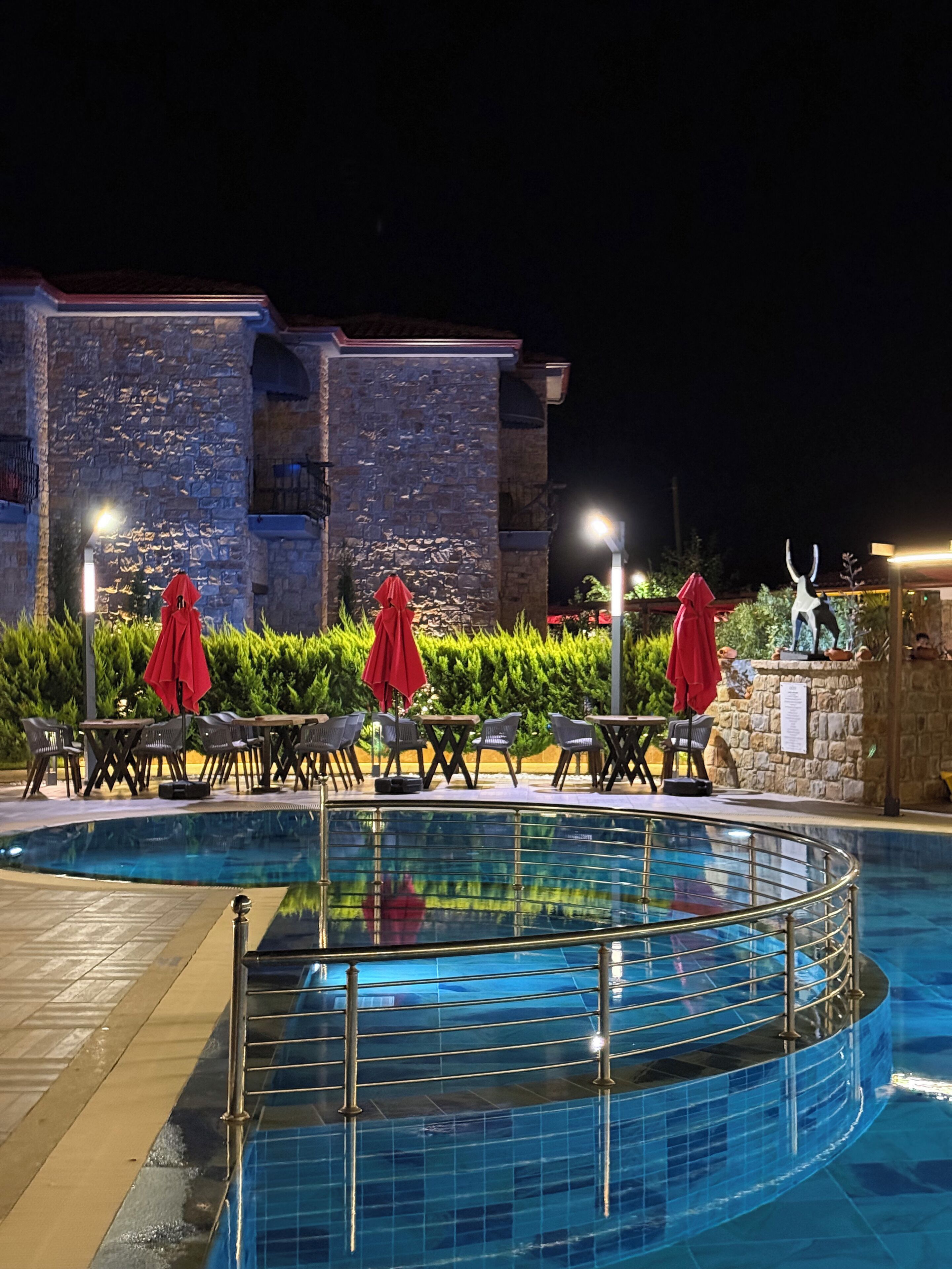 Piscina externa sazonal