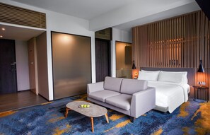 Suite Ofuro | Desk, laptop workspace, iron/ironing board, free WiFi