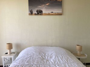 2 多间卧室、免费 WiFi