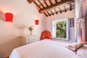 7 chambres, Wi-Fi, draps fournis