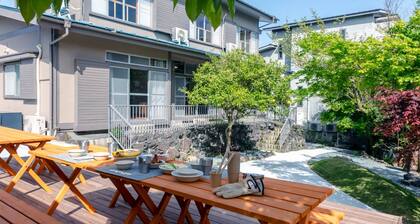 With natural hot spring A modern villa where you / Ito Shizuoka