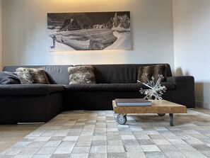 TV, fireplace - Chalet for 10 with fireplace and Norwegian bath (Crest-Voland)