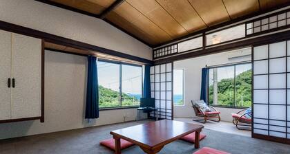Nonsmoking Deluxe room with bathroom / Oshimamachi Tokyo