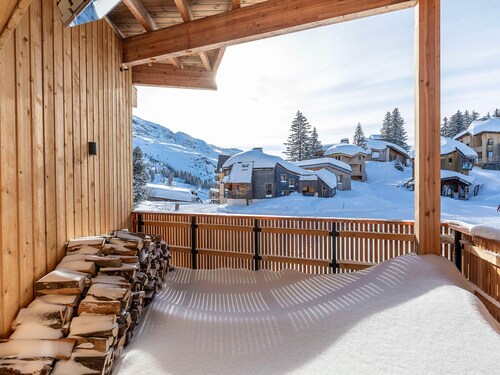 Luxurious 6-bedroom apartment in the heart of Avoriaz with spa access