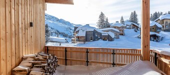 Luxurious 6-bedroom apartment in the heart of Avoriaz with spa access